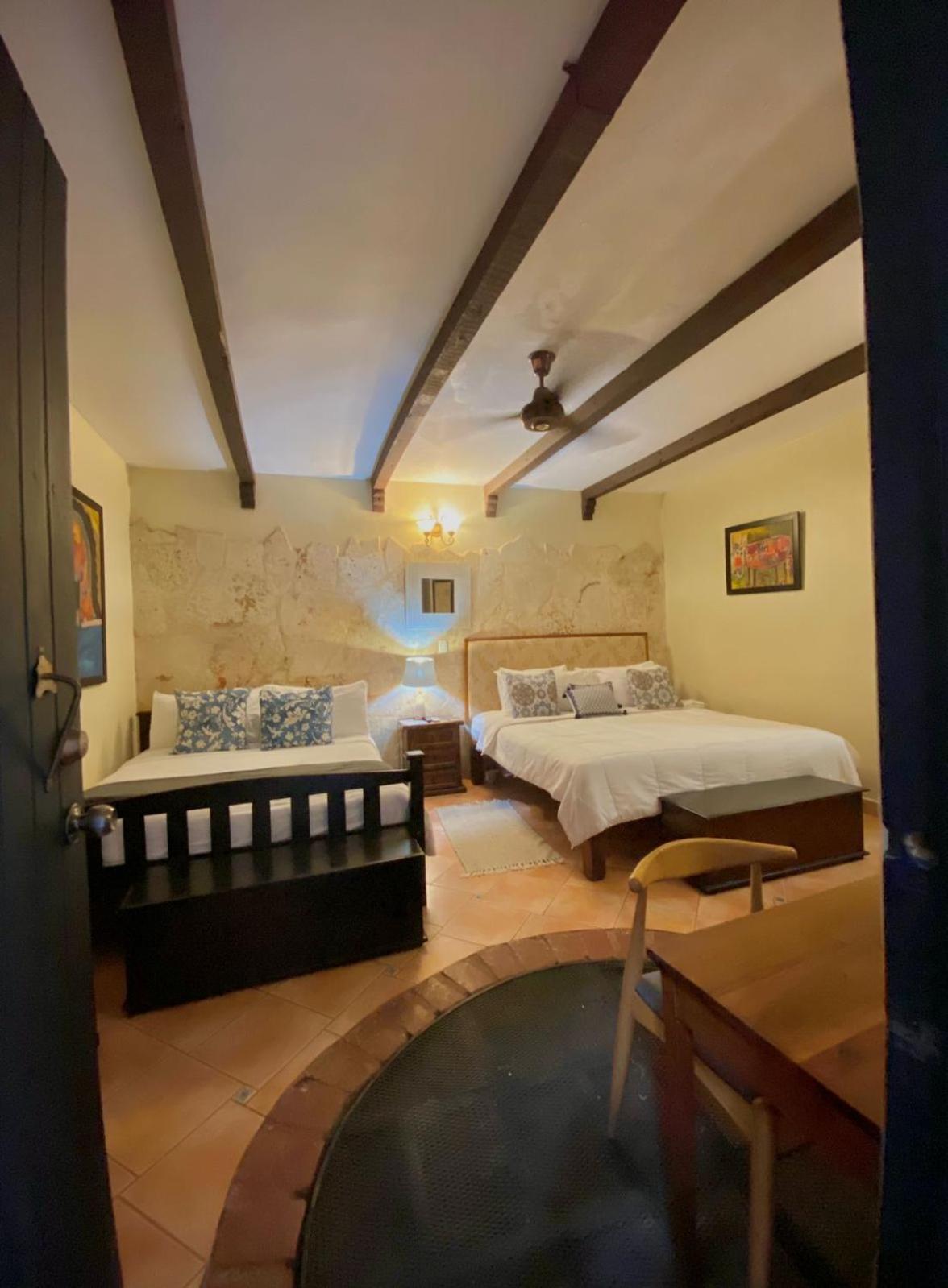 Historic Colonial Boutique Hotel Pool Jacuzzi Bar Restaurant By Aa Group Santo Domingo Exterior photo