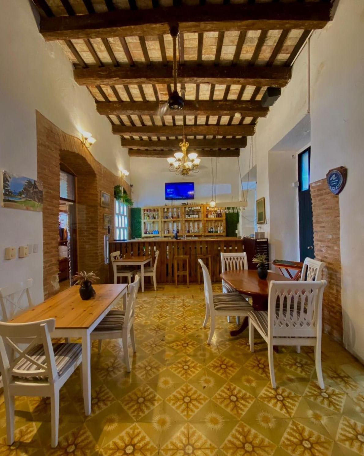 Historic Colonial Boutique Hotel Pool Jacuzzi Bar Restaurant By Aa Group Santo Domingo Exterior photo
